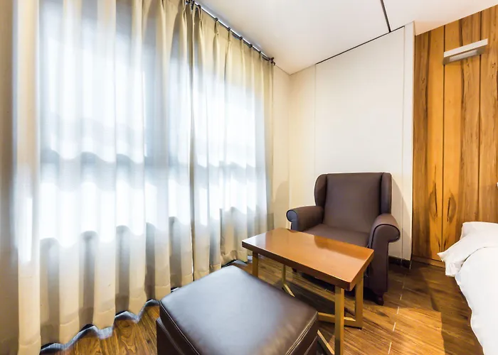 Yeongdeungpo Lifestyle F Отель 3*