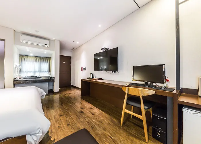 Yeongdeungpo Lifestyle F Отель Сеул