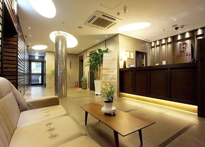 Yeongdeungpo Lifestyle F Отель 3*