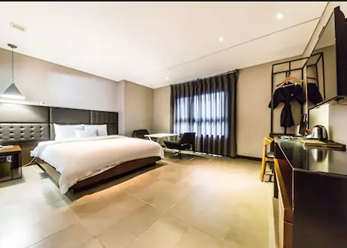 Yeongdeungpo Lifestyle F Отель